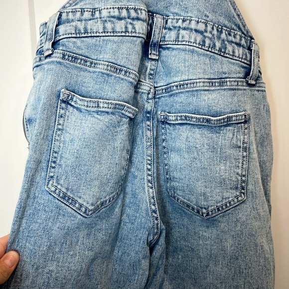 Old Navy Classic Blue Denim Overalls straight leg size 2. - Picture 11 of 13